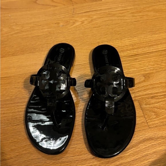 tory burch sandals - Picture 1 of 6